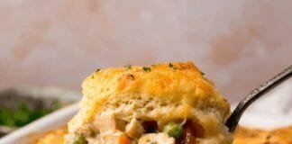 easy-chicken-cobbler-with-cheddar-bay-biscuits