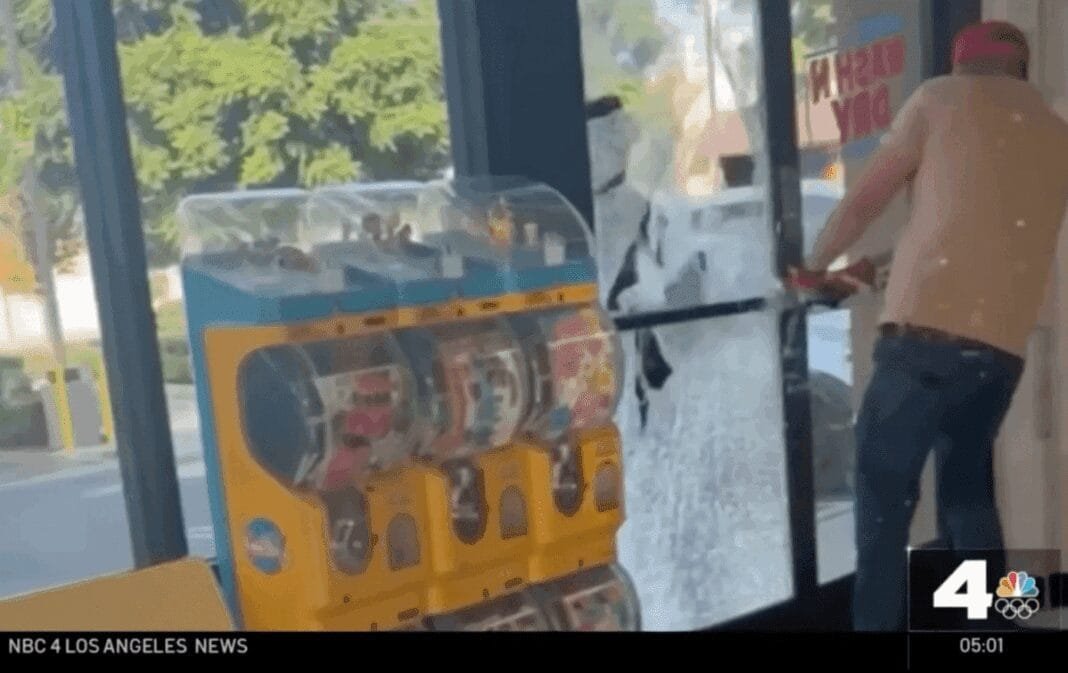 maniac-with-machete-attacks-teen-over-nfl-jersey-(video)