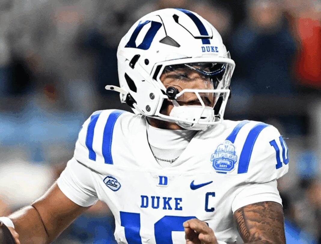 star-college-quarterback-sued-by-university