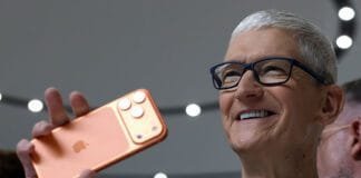 the-iphone-just-had-its-best-quarter-ever