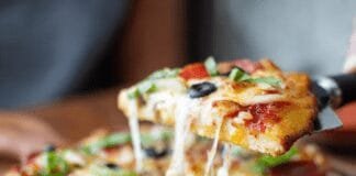 4-ingredient-keto-pizza-dough-(fathead-dough)