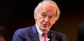 “capture-it-all”:-ice-urged-to-explain-memo-about-collecting-info-on-protesters