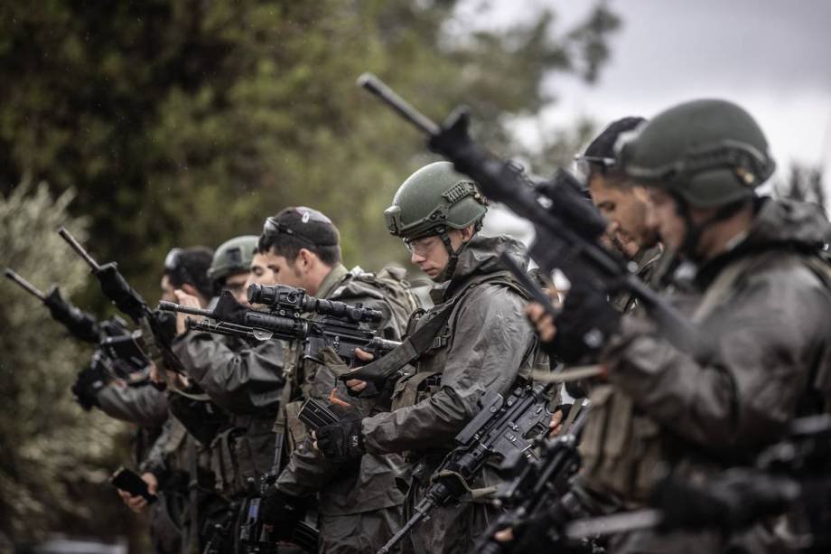 over-50,000-israeli-soldiers-hold-foreign-citizenship:-report over-50,000-israeli-soldiers-hold-foreign-citizenship:-report