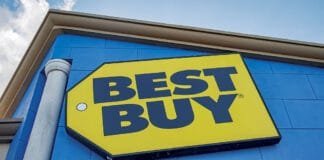 best-buy-worker-used-manager’s-code-to-get-99%-off-macbooks,-cops-say