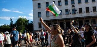 bulgaria-to-hold-snap-election-in-april-as-radev-enters-race
