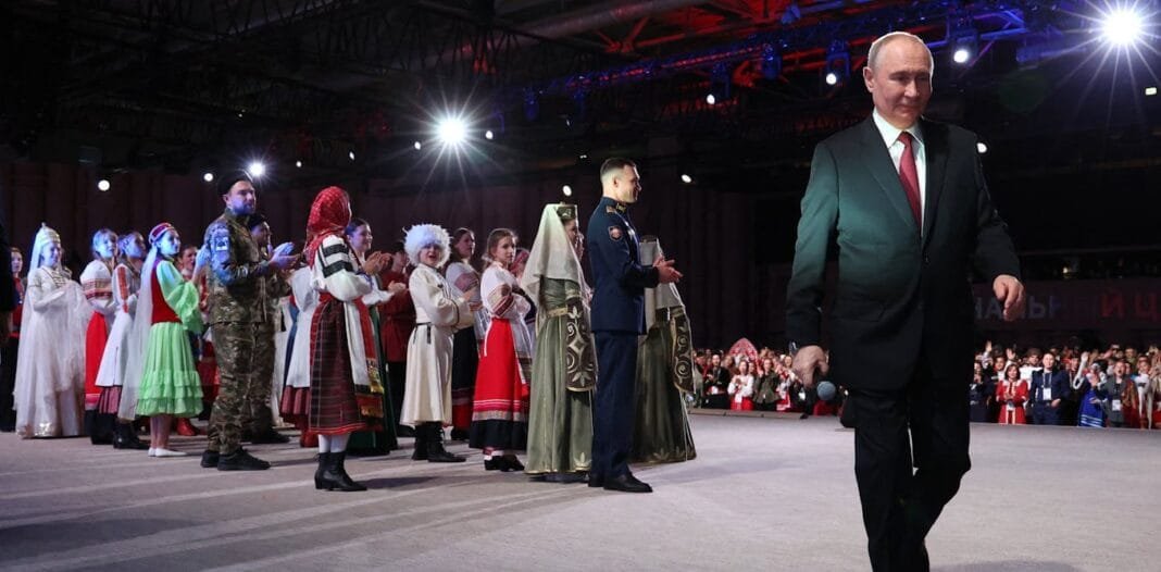 as-war-in-ukraine-enters-a-5th-year,-will-the-‘putin-consensus’-among-russians-hold?