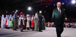 as-war-in-ukraine-enters-a-5th-year,-will-the-‘putin-consensus’-among-russians-hold?