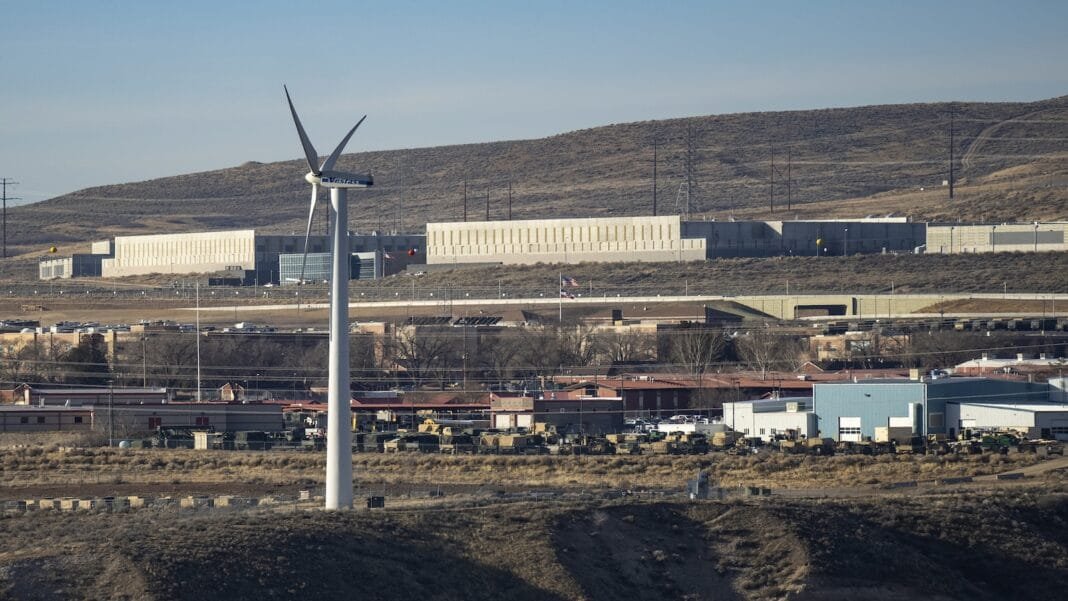 to-power-utah’s-data-center-boom,-companies-are-turning-to-fossil-fuels to-power-utah’s-data-center-boom,-companies-are-turning-to-fossil-fuels