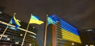 ukraine-to-complete-preparation-in-days-to-start-eu-accession-talks,-zelenskiy-says