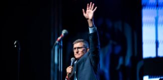 trump-officials-attended-a-summit-of-election-deniers-who-want-the-president-to-take-over-the-midterms