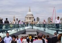 britain-to-bar-study-visas-for-four-nations,-halt-afghan-work-visas