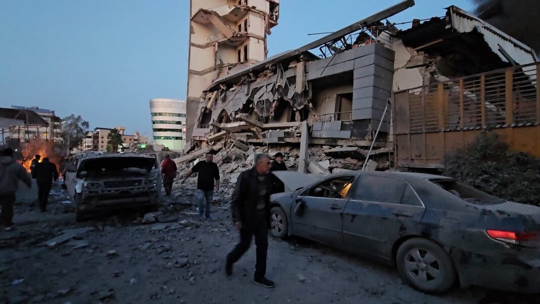 israel-reinforces-the-border-and-hits-beirut-as-hezbollah-joins-the-iran-war