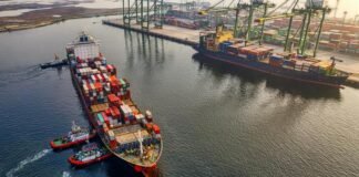 Centre-right MEPs want less Chinese control on European ports centre-right-meps-want-less-chinese-control-on-european-ports