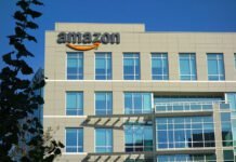 amazon-appears-to-be-down,-with-over-20,000-reported-problems