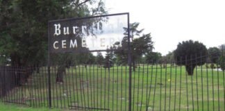 how-moss-helped-convict-grave-robbers-of-a-chicago-cemetery