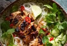 vietnamese-noodles-with-lemongrass-chicken-(bun-ga-nuong)