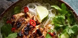 Vietnamese Noodles with Lemongrass Chicken (Bún Gà Nướng) vietnamese-noodles-with-lemongrass-chicken-(bun-ga-nuong)