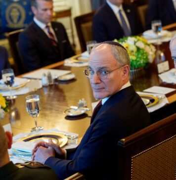 exclusive-–-ambassador-yechiel-leiter-to-tml:-‘if-a-nuclear-iran-took-the-strait-of-hormuz,-who-would-control-the-world’s-oil?’