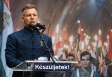 hungarian-opposition-claims-kremlin-backed-smear-campaign-ahead-of-election