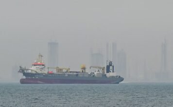 long-way-round:-cape-route-filling-the-hormuz-gap