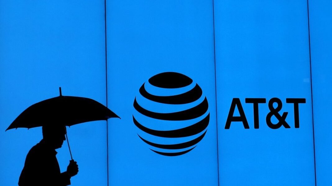 another-at&t-firstnet-user-gets-shocking-$6,200-bill,-at-$2-per-megabyte