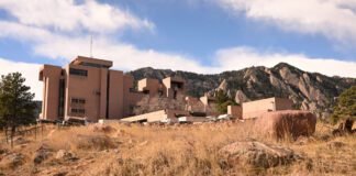 trump’s-plan-to-shut-down-weather-and-climate-center-triggers-lawsuit