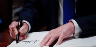 trump-wants-to-put-you-in-a-massive,-secret-government-database