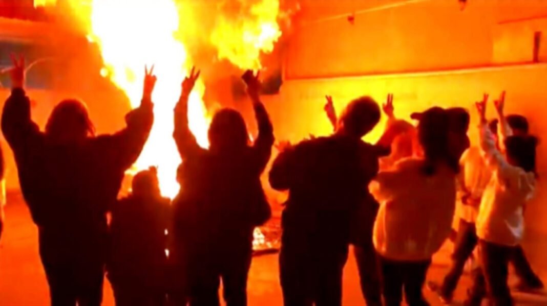 iranians-mock-martial-law-by-lighting-fires-in-the-streets