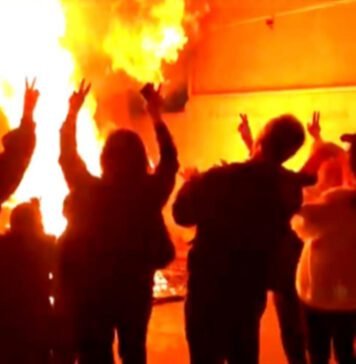 iranians-mock-martial-law-by-lighting-fires-in-the-streets