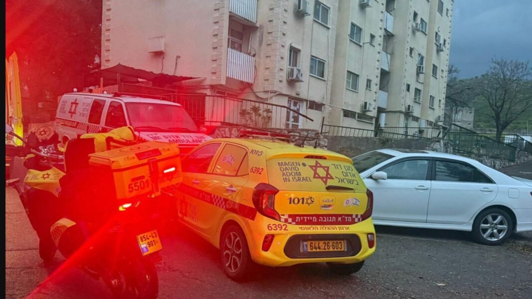 4-injured,-1-seriously,-in-direct-rocket-strike-on-kiryat-shmona-building