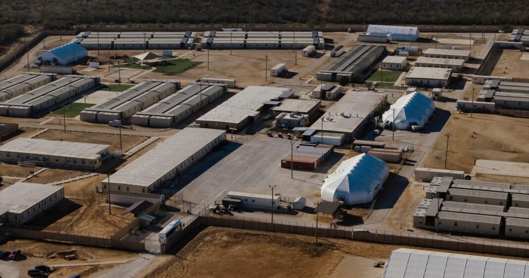 the-number-of-families-being-held-at-dilley-detention-center-has-plummeted