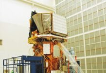 a-unique-nasa-satellite-is-falling-out-of-orbit—this-team-is-trying-to-rescue-it