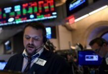 traders-placed-massive-bets-minutes-before-trump’s-post-on-iran