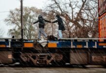 walkway-over-dangerous-train-crossing-is-dead-after-norfolk-southern-backtracks-on-funds,-mayor-says