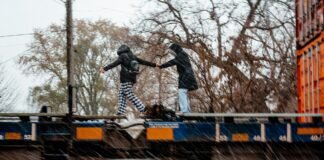 walkway-over-dangerous-train-crossing-is-dead-after-norfolk-southern-backtracks-on-funds,-mayor-says