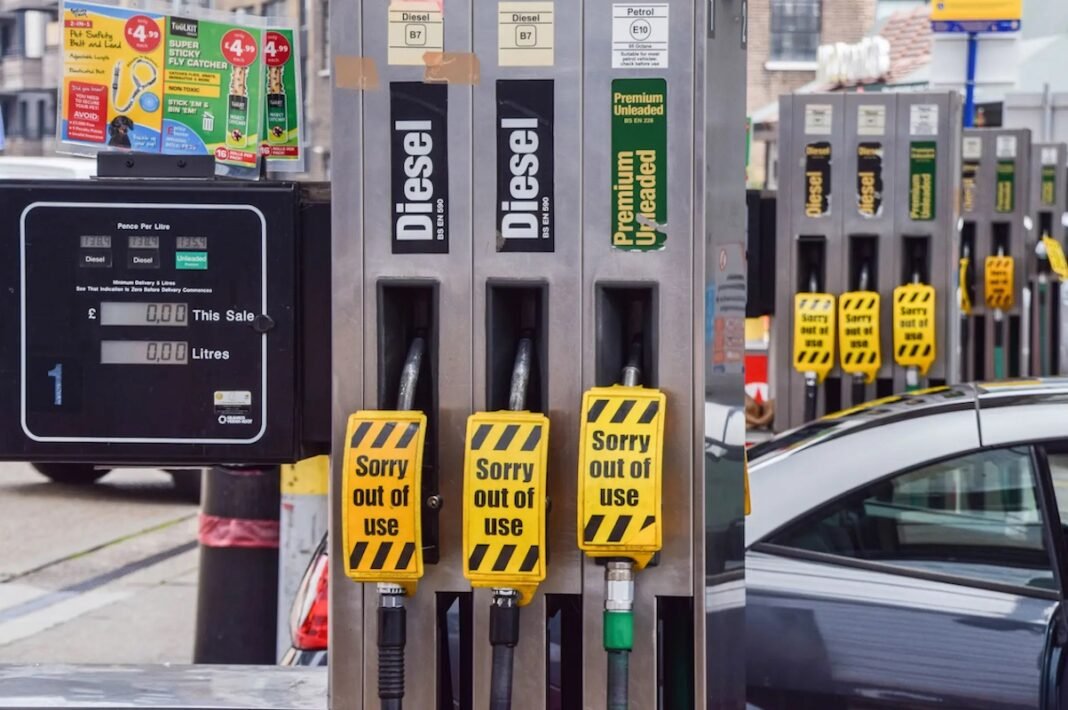 trump-broke-the-oil-market-and-everyone-else-will-pay-the-price