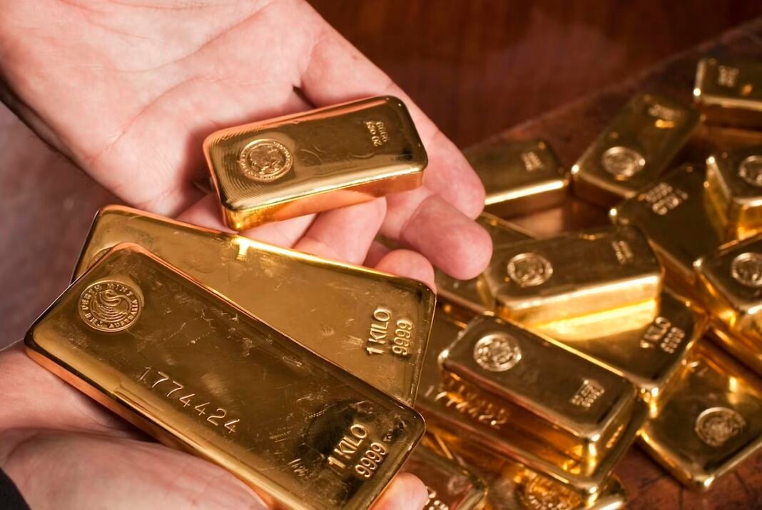 why-the-iran-war-is-crashing-gold-prices why-the-iran-war-is-crashing-gold-prices