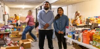 “this-is-what-it-means-to-be-minnesotan”:-why-my-neighbors-continue-to-stand-up-against-ice