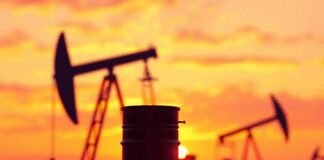 oil-price-drops-further-as-iran-says-‘non-hostile-vessels’-can-pass-hormuz