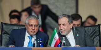 iran-agrees-to-allow-20-more-pakistani-flagged-ships-to-transit-strait-of-hormuz,-islamabad-confirms
