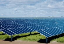 ‘we’re-harvesting-the-sun’:-a-huge-solar-project-grows-in-california