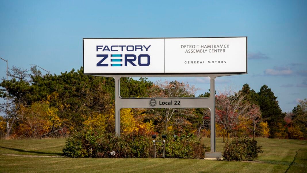 gm-idles-electric-truck-factory,-lays-off-1,300-workers-for-a-month gm-idles-electric-truck-factory,-lays-off-1,300-workers-for-a-month