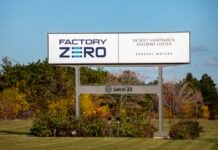 gm-idles-electric-truck-factory,-lays-off-1,300-workers-for-a-month