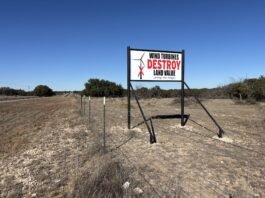 Texas saw a $50B future in clean energy. Then the political winds shifted. texas-saw-a-$50b-future-in-clean-energy-then-the-political-winds-shifted.