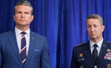 FT: Hegseth broker tried to invest in weapons just before Iran war ft:-hegseth-broker-tried-to-invest-in-weapons-just-before-iran-war