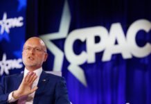 trump’s-fcc-chief-says-his-censorship-protects-the-little-guy-it-really-serves-one-powerful-man.