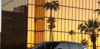 kia-shows-off-small-cars-in-ny:-the-2027-ev3-and-2027-seltos-hybrid