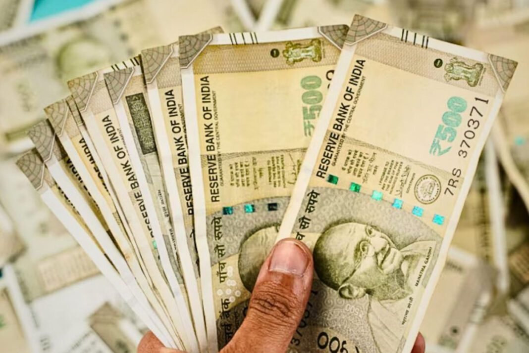 iran-war-pushing-india-to-edge-of-a-currency-crisis