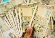 iran-war-pushing-india-to-edge-of-a-currency-crisis