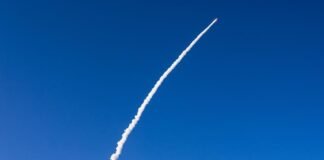 four-astronauts-are-now-inexorably-bound-for-the-moon